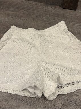 Simply Vera Vera Wang White Eyelet Lace Skort